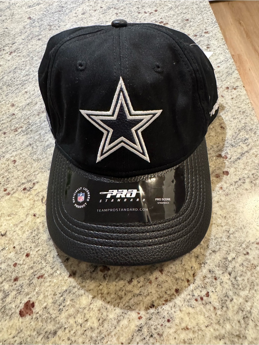 Pro Standard Dallas Cowboys Black Star Snapback Hat